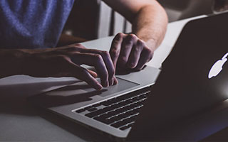 你看到的“爱游戏官方网站官网”可能只是表面，里面还有一层仿站